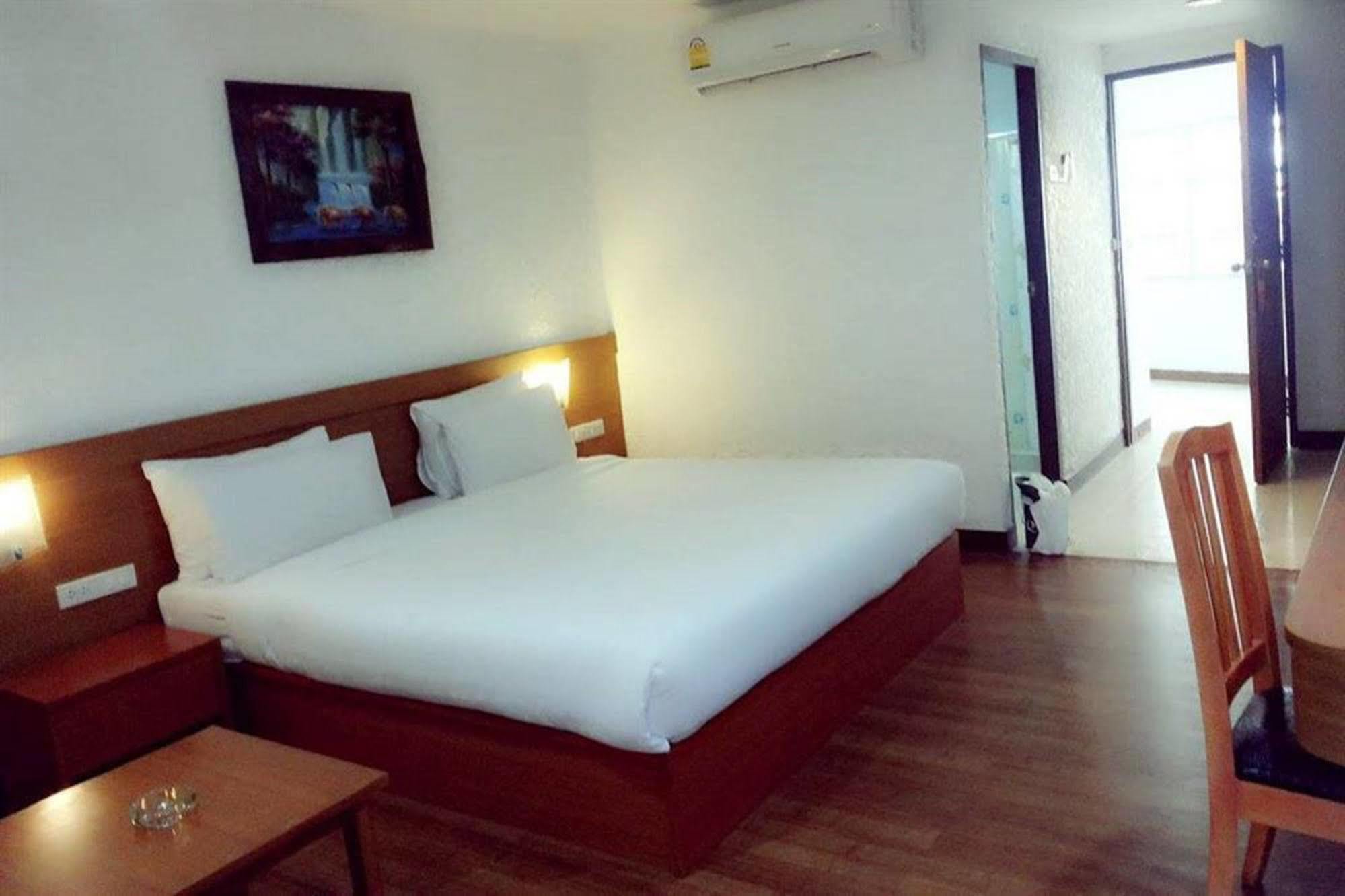 Neptuna By Maduzi Hotel Phuket