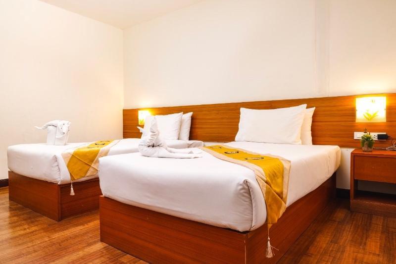 Hotel Neptuna By Maduzi Phuket